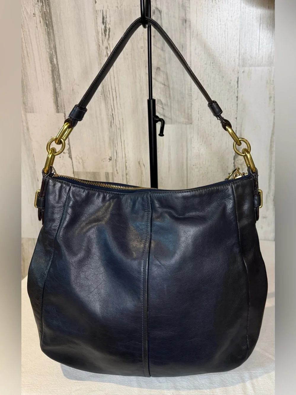 Coach Chelsea Jaden Navy Leather Hobo Bag Gold Hardware Turn lock